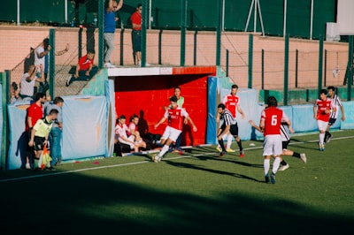 مركز يوسف أيمن لاعب الأهلي الجديدنجم صاعد يخطف الأنظار في عالم كرة القدم
